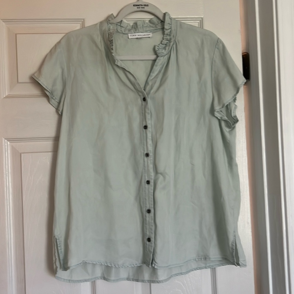 Women’s blouse size L
